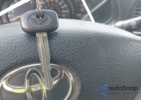 2003 Toyota Tundra Sr5 V8 z USA, uszkodzony, nr VIN 5TBBT44103S439168